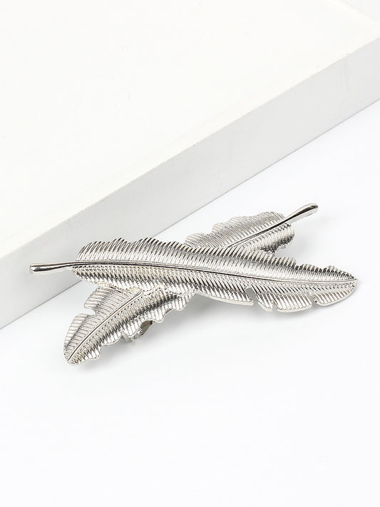Chic Leaf Hairpin - Elegant Metal Clip